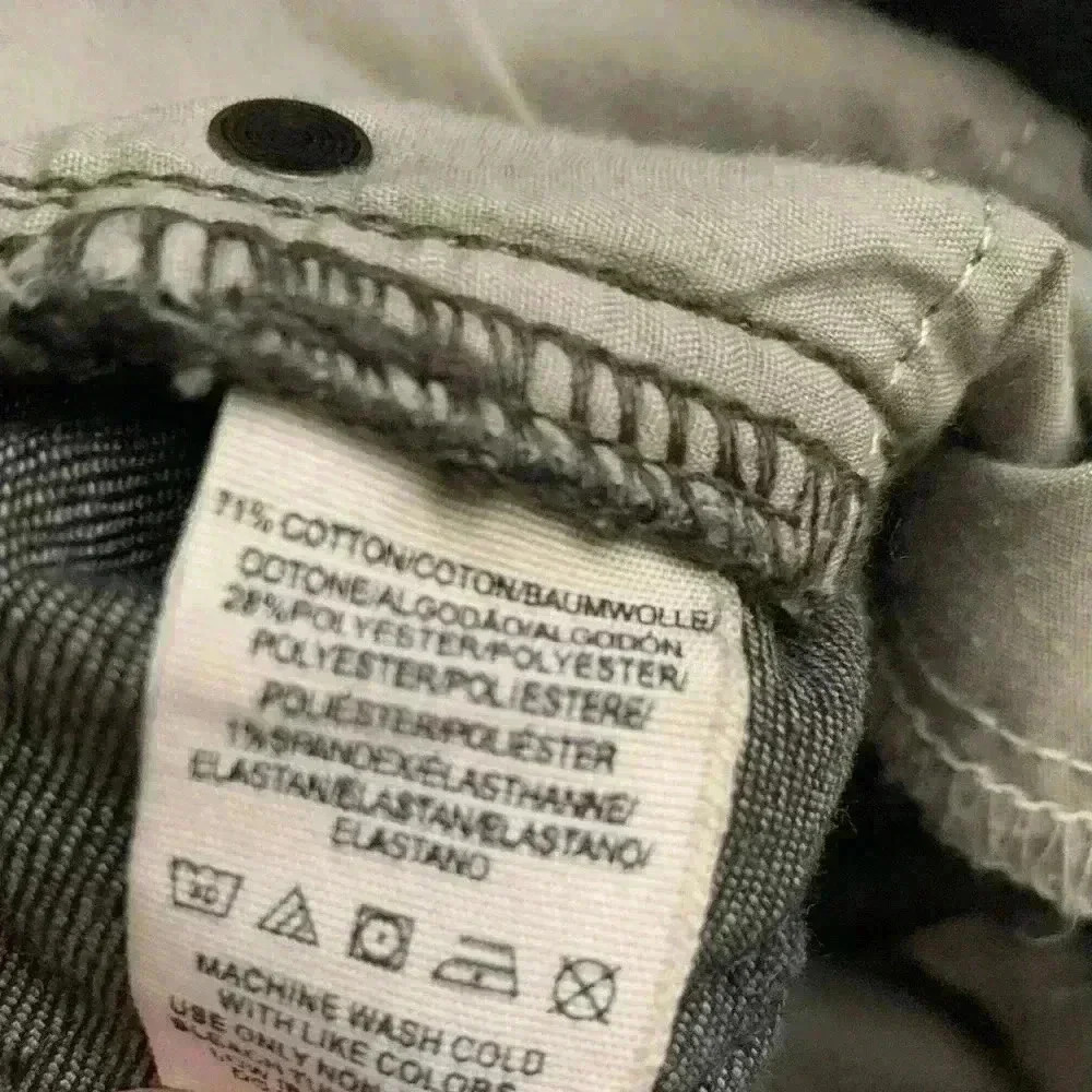 Free People Distressed Stone Wash Raw Hem Denim Jeans Pants - Picture 7 of 7